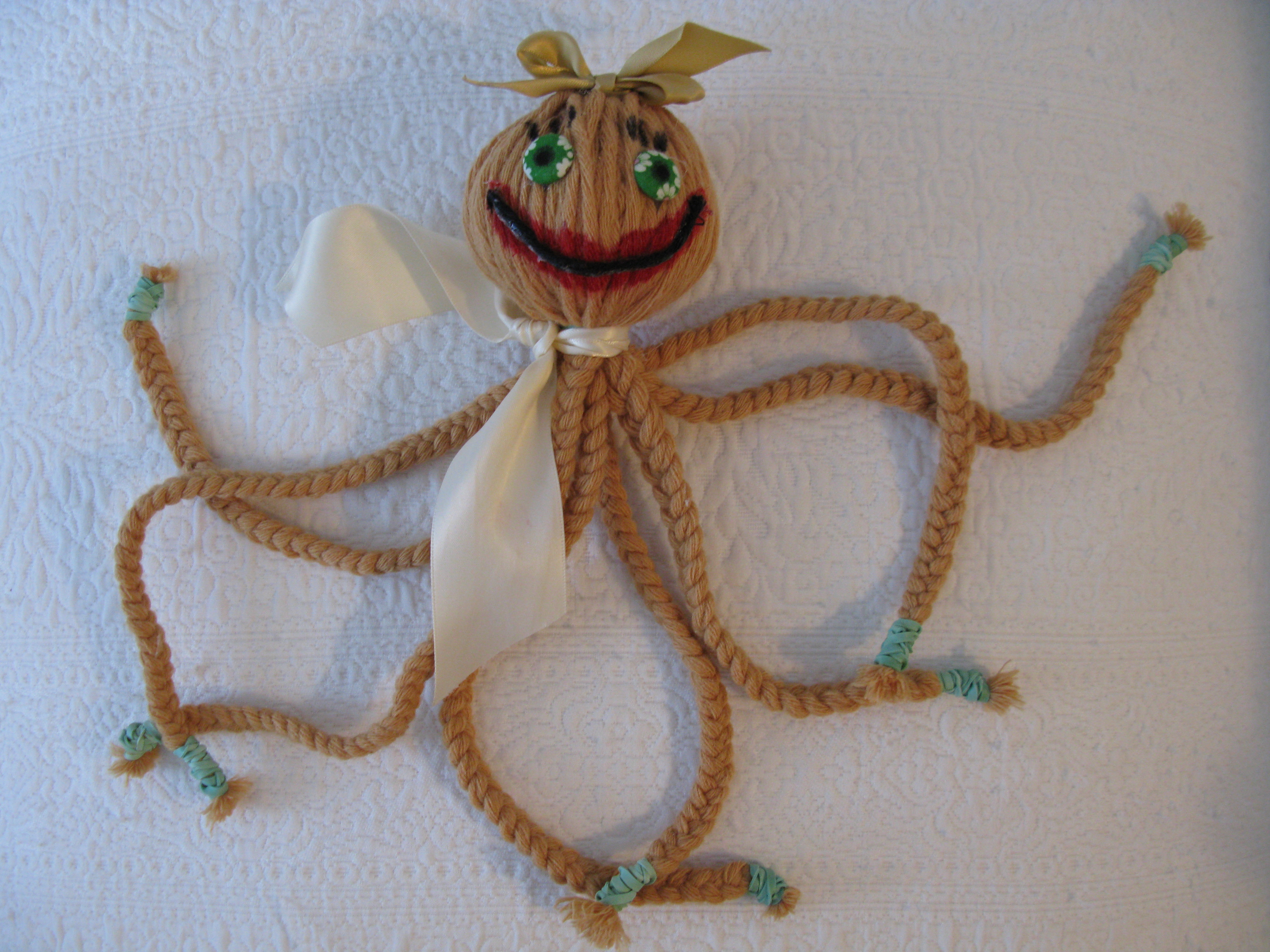 BRAID THAT OCTOPUS - a Craft Project for Kids Ages 4 -10