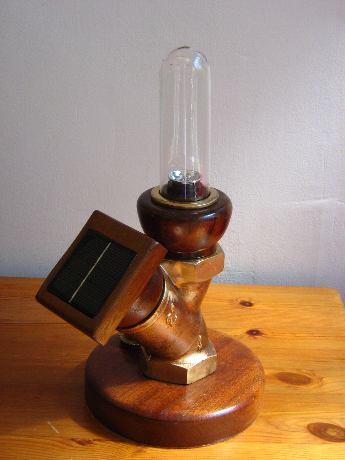 BRONZE Steampunk SOLAR light,
