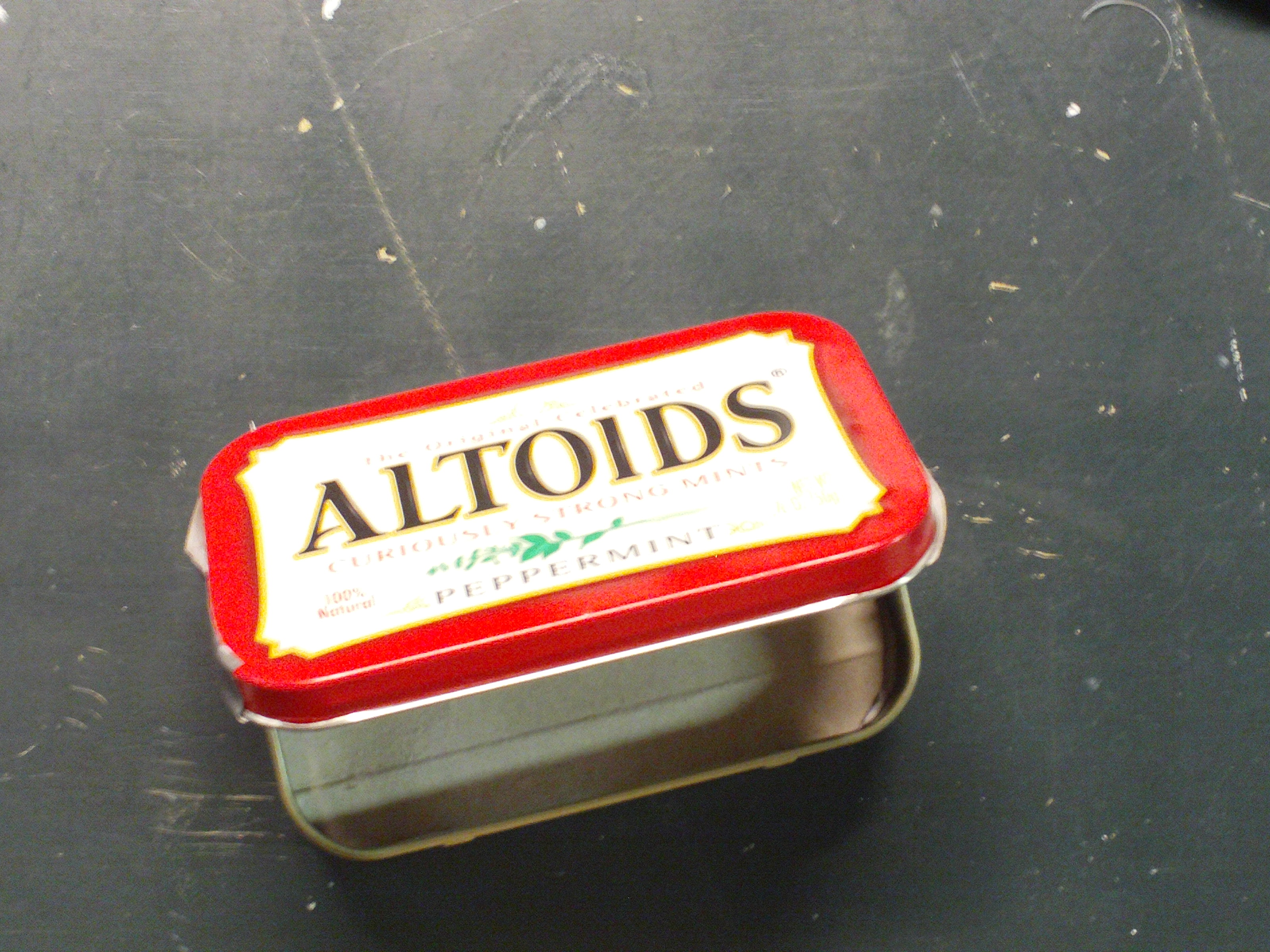 Recycled Mp3 Player Altoids Case!