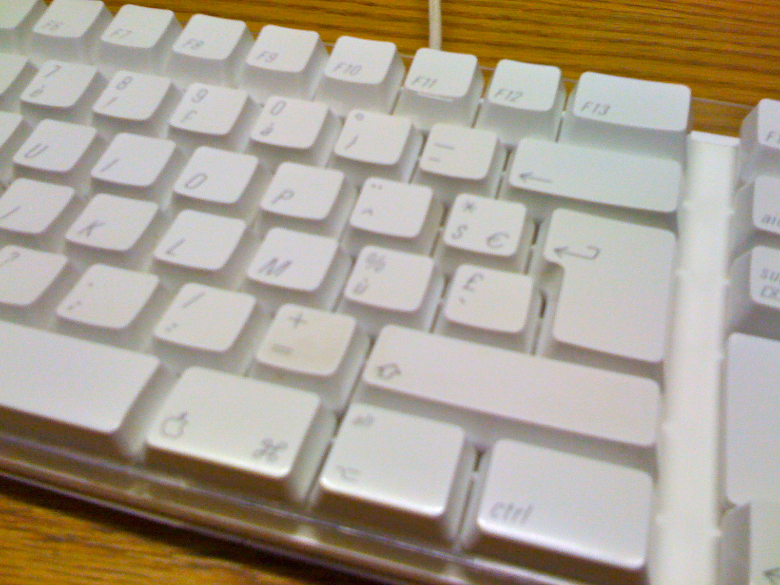 Washed your white Apple Keyboard