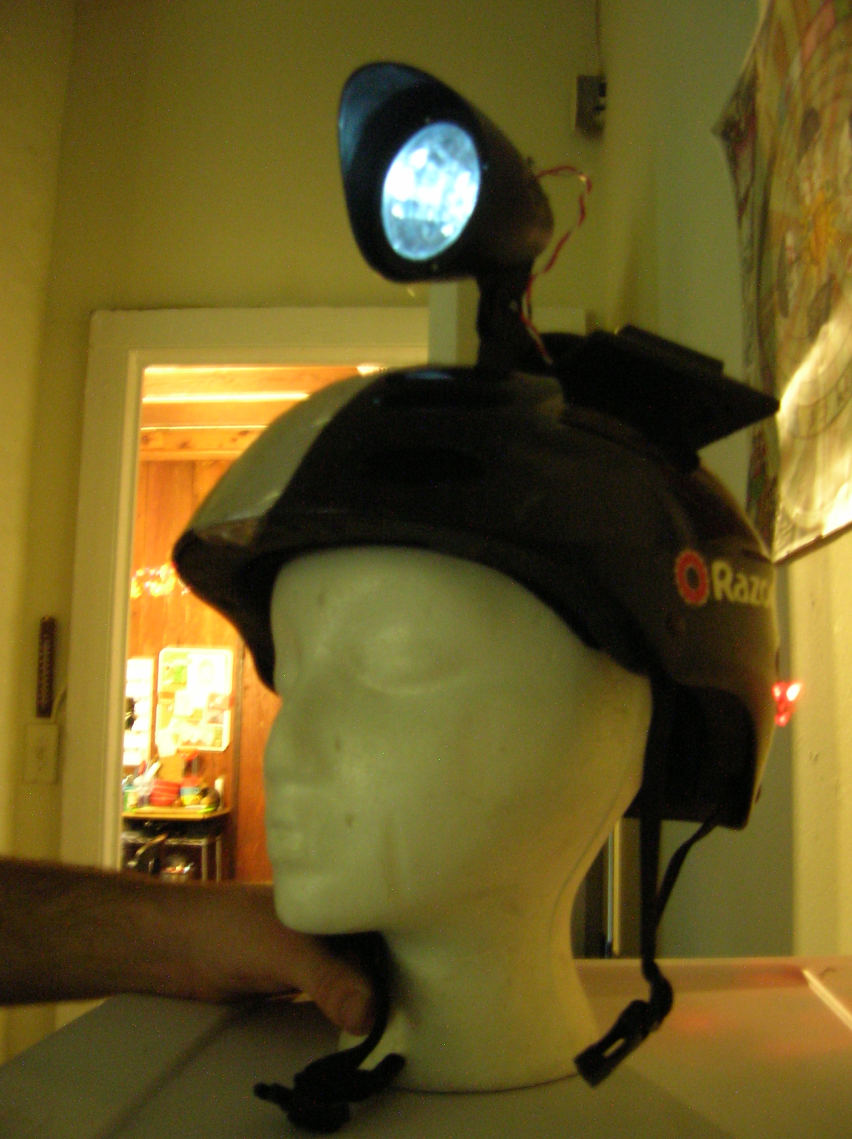 Reused Solar Lighting for a Bicycle Helmet-Trash Tech