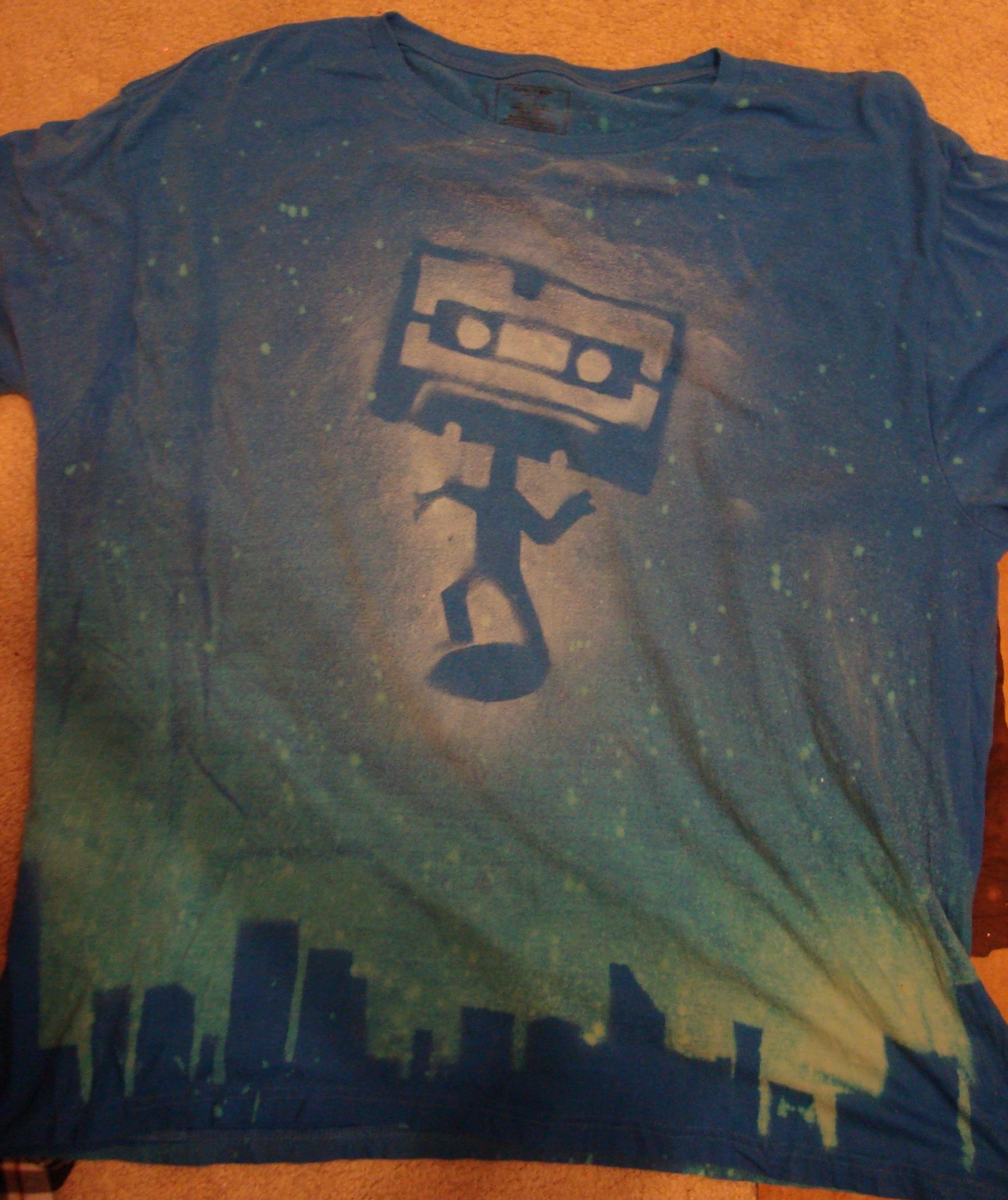 Spray Paint+Bleach+T-shirts=Fun Times