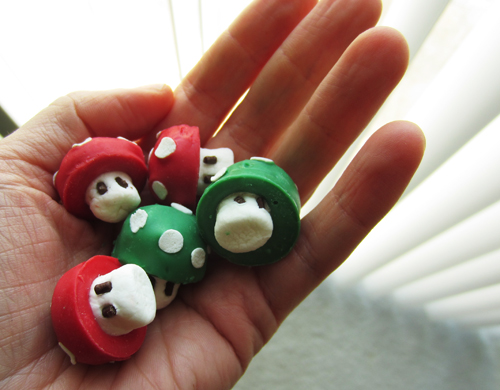 Super Mario Bros. Mini Mushrooms