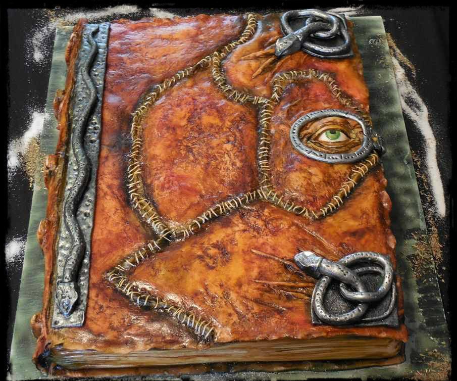 Hocus Pocus Spellbook Cake / Halloween Cake