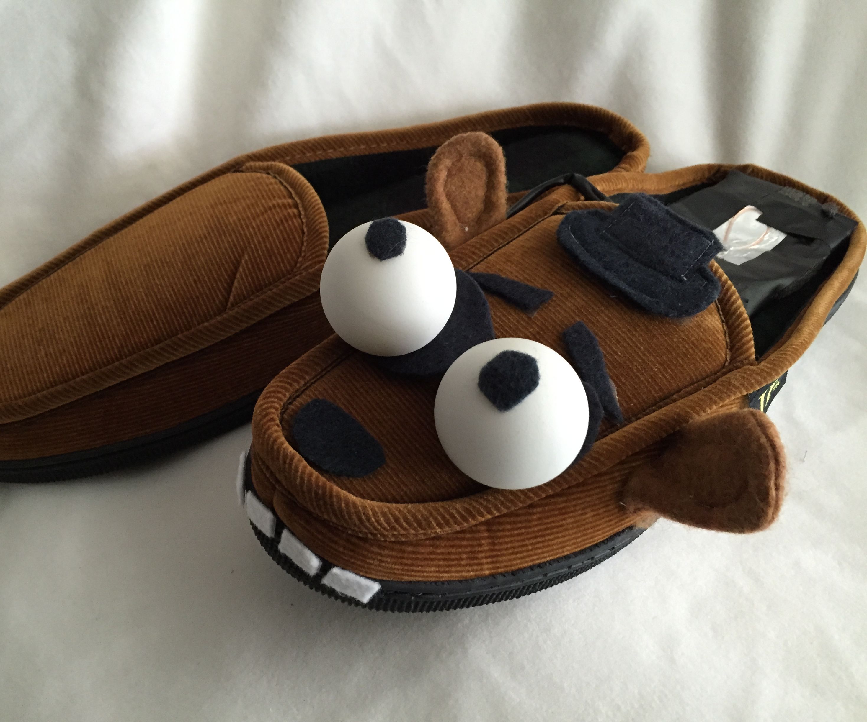 FNAF Freddy Fazbear Light Up Slippers
