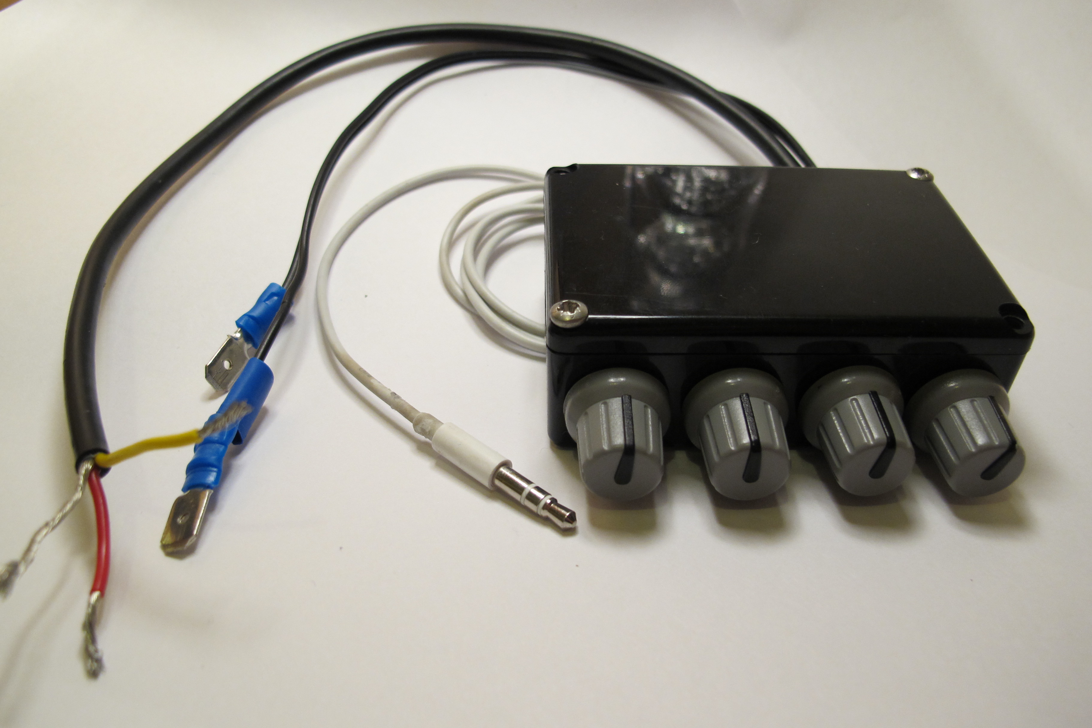 Tone Volume Ballance Control Circuit. Overview.