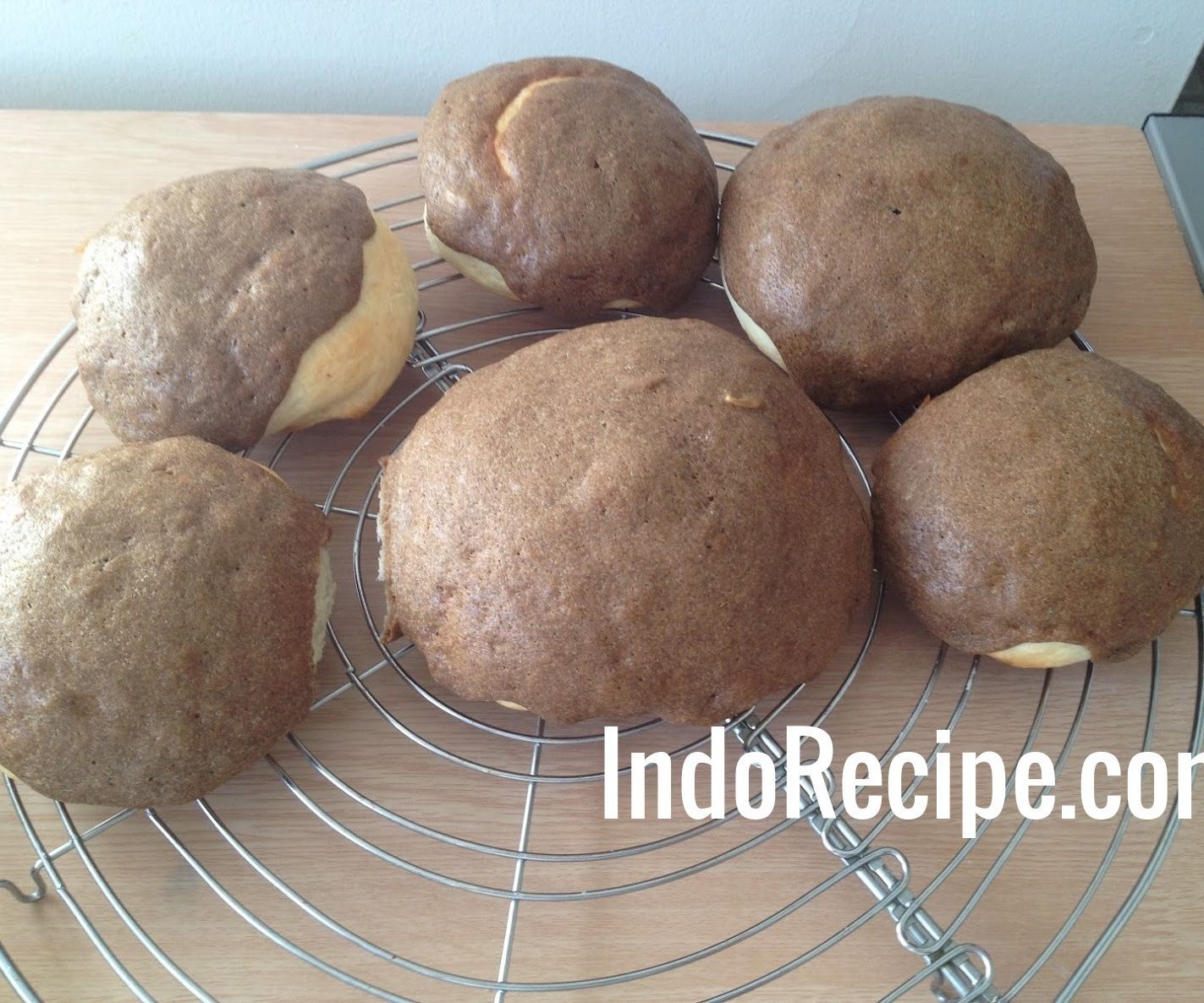 Roti Boy (Mexican Coffee Buns)