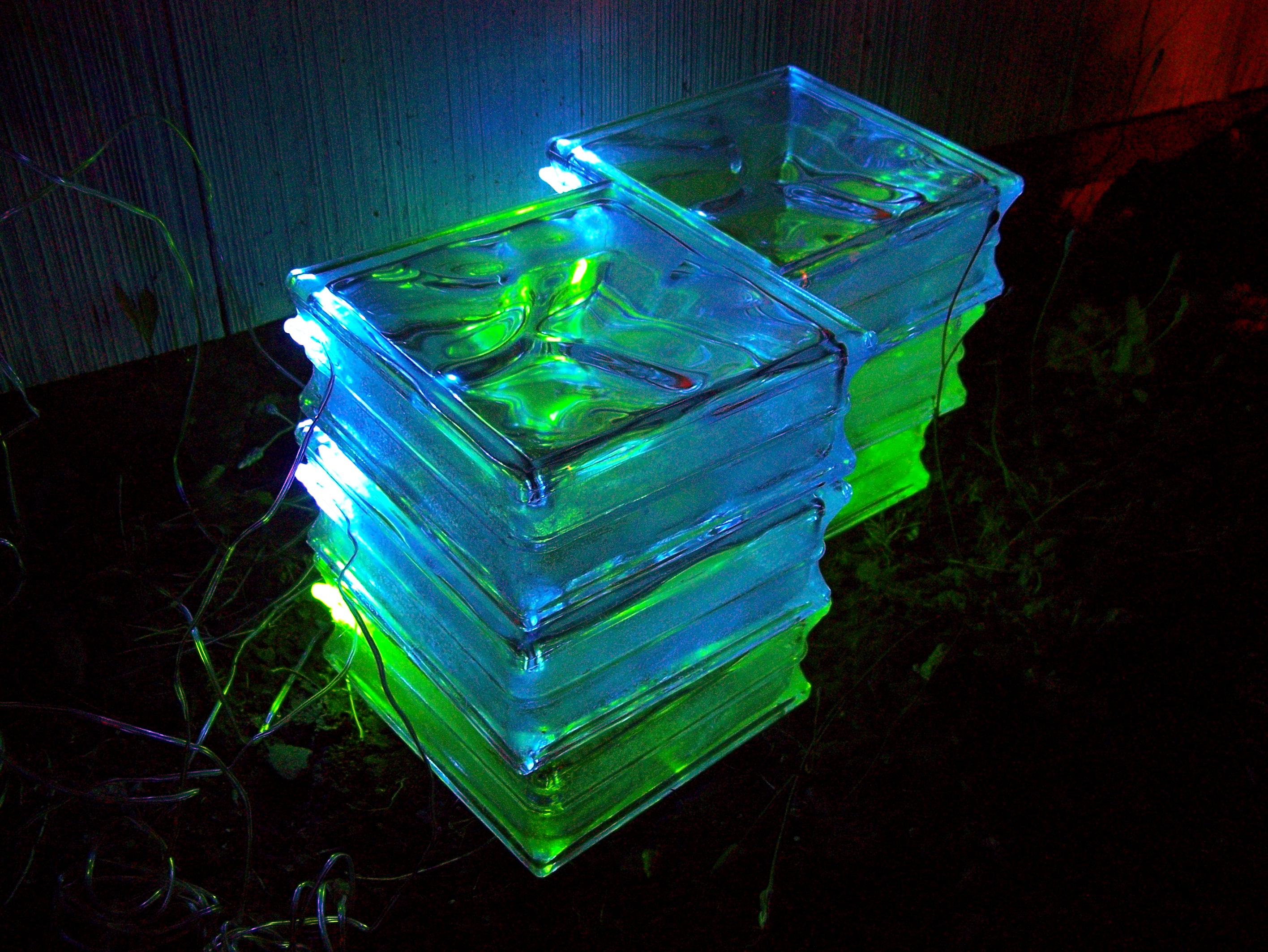 How to Make a Solar Powered Walkway