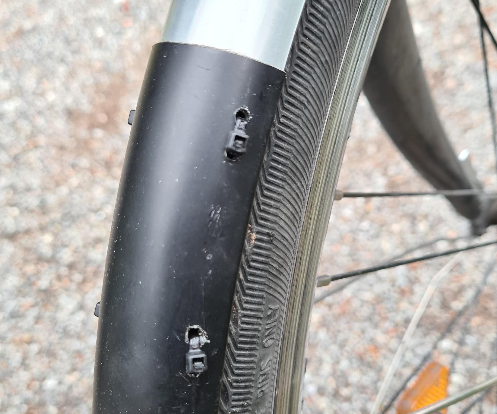 Fender Repair With Zipties
