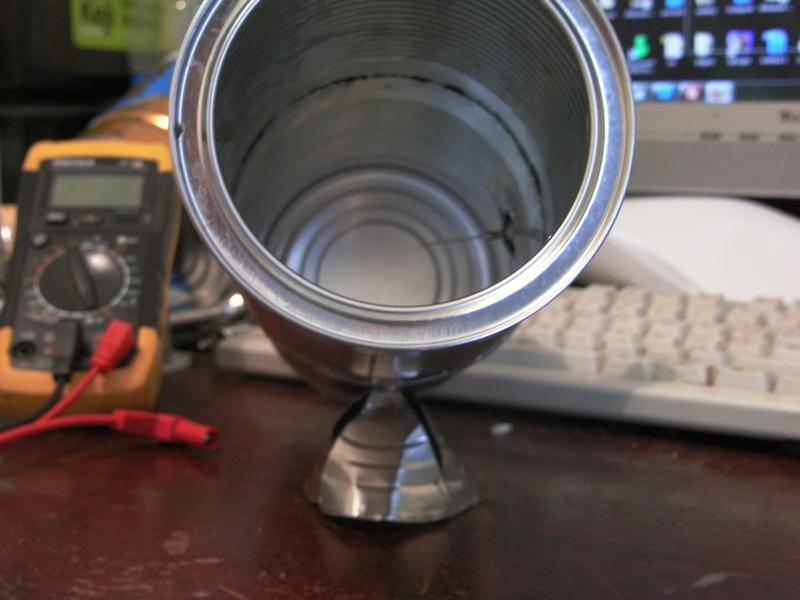 DIY Wifi Extender -  Cantenna build with a stand.